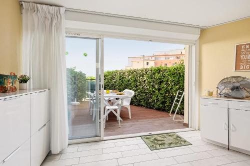 Savanna Beach Rochelongue apartment with pool & parking
