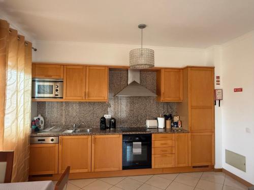 Charm Apartment T2 with Big Private Terrace Self check-in
