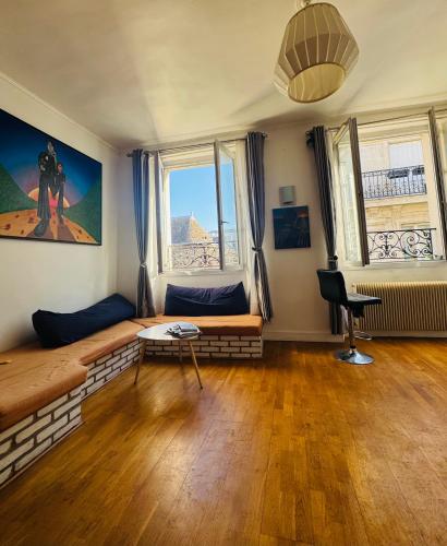 Cozy Room in Le Marais