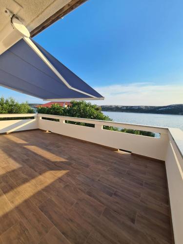 Apartman Maestral - Prvi red do mora