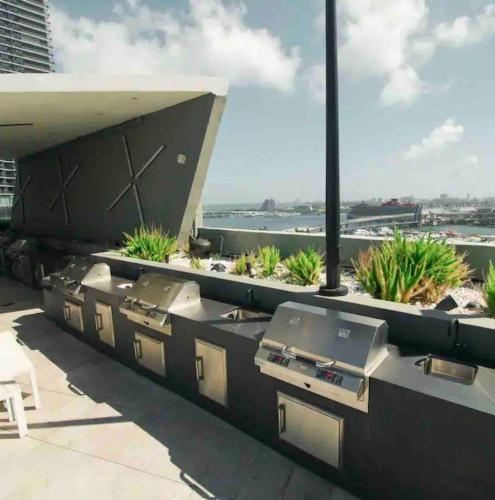Marina Miami Penthouse- Downtown-Brickell 2BD-2BA photo 35