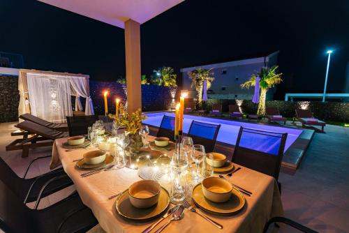 BRAND NEW! Villa Adriatic Bay2 with a private heated pool