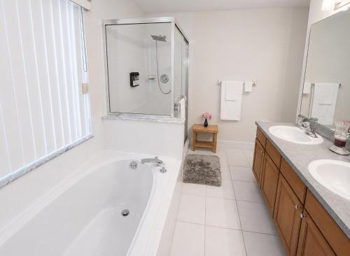 Private Pool Home Near Disney Parks, Relax and Unwind photo 4