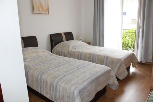 Apartments with parking space Korcula - 25951