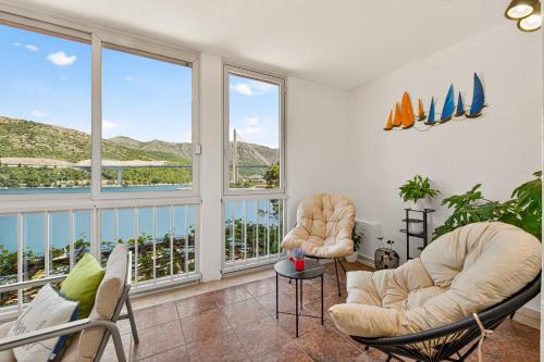 Apartment Sea Breeze