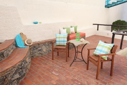 Posedenie v ubytovaní Elounda Relax Apartment