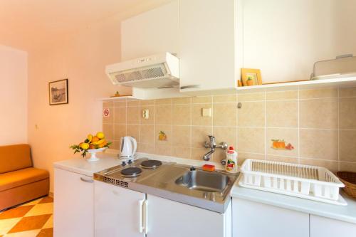 Gallery image of Apartments Slavica in Pomena