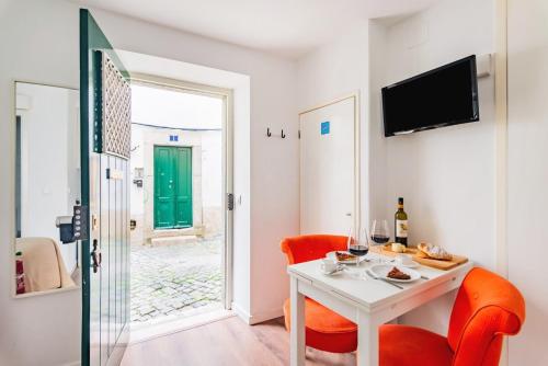 Alfama's Spot - Ground Floor Studio