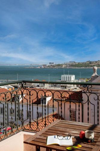 Arriaga River Views II