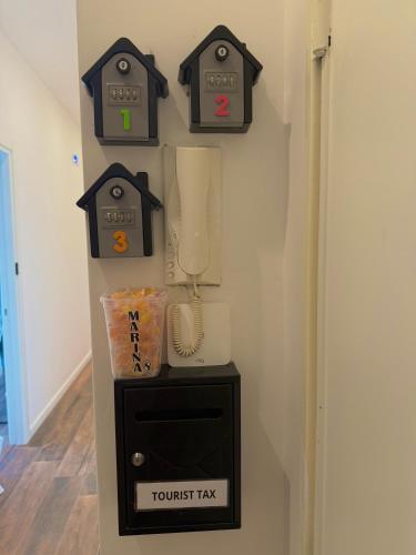 Marina 8