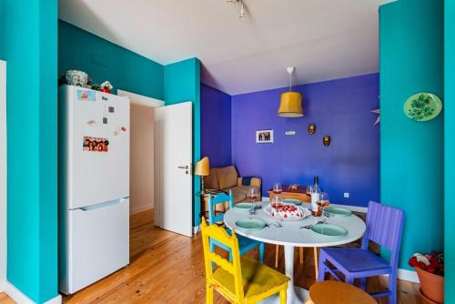Monica's Place: a Friends' Inspired Apartment