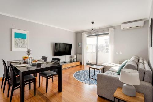 Elegant Flat in Benfica - 10 min to City Center