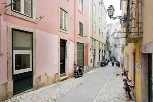 Bica Duplex | Walk to Chiado & Cais do Sodré