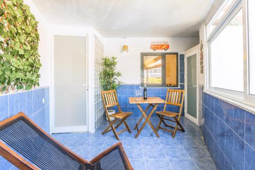 Casa Azul @ Jardim do Morro by BnBird