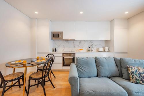 Porto Living | 1BR Flat with AC
