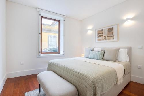 1BR with Private Patio | Porto Urban Flats