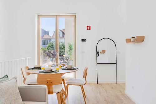 The Sunny Duplex @ BoaVista Flats