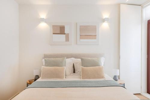 Studio Central | 111 Collection