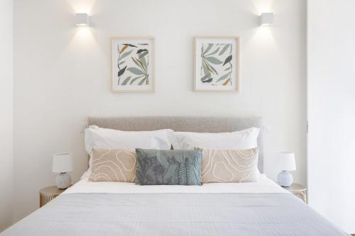 Studio Glow | 111 Collection