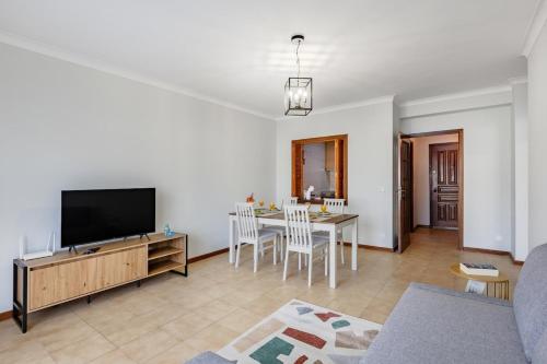 Gaia Comfort Living Balcony & Metro