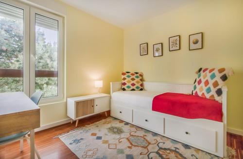 Cascais Calm & Spacious Retreat