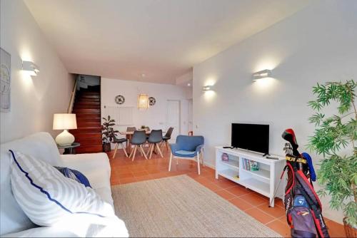Marina Family Duplex with Pool