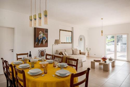 Alapraia Garden & Family Stay | Estoril