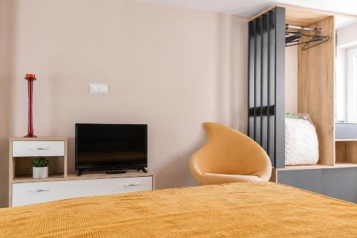 Athens Mets Loft