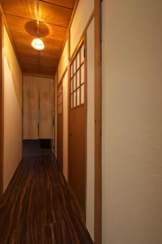 箱根 上強羅 温泉源泉かけ流し 独り占めできる 広々古民家 駅徒歩 貸切別荘