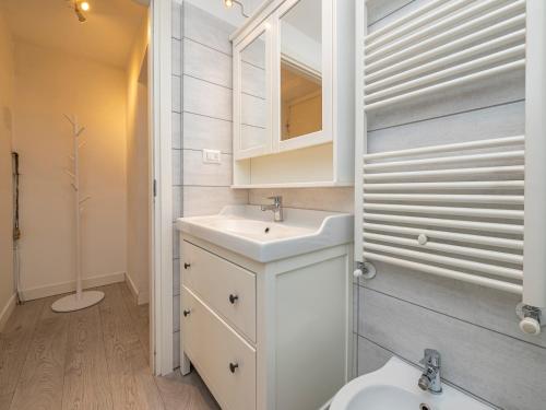 M3 Modern open-plan space close to the metro