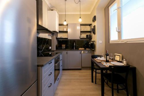 Quiet apartment 6 min walk to metro - 4 stops to Opera