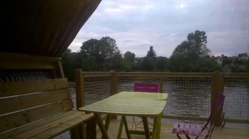 Gallery image of camping des ribieres in Confolens