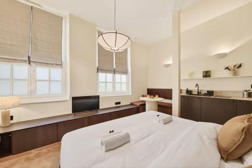 Sublime studio refait par une architecte - Marais