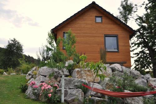 Gallery image of Kellerwald Chalet in Schmittlotheim