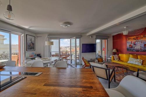 Lovely 4-Bedroom Family Apartment in Central Nice