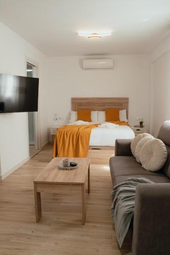 Andalusian Stay I