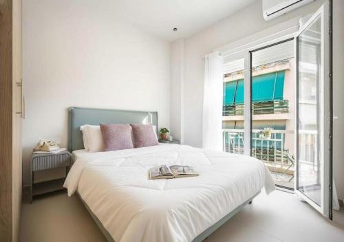 Bright & Stylish 1BR with Balcony in Koukaki
