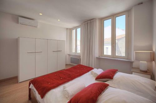 Stunning Apartment a c 6P with Sea View - Cannes