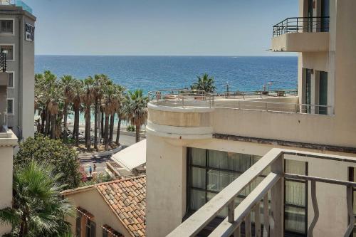Stunning Apartment a c 6P with Sea View - Cannes