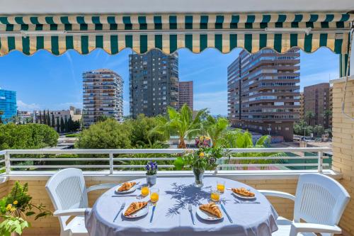 Bahía San Juan apartamento - Playa y piscina