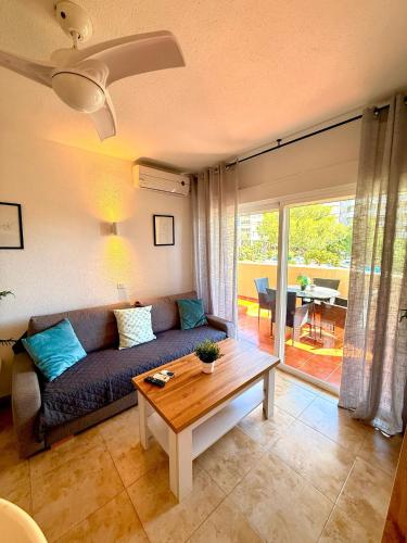 Lovely Sea and Garden View Apartment Benalbeach