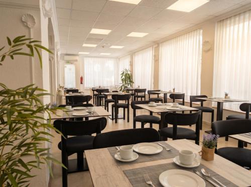 Restaurant o un lloc per menjar a Hotel Medium Claramar