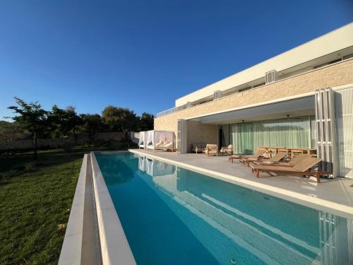 Luxury Villa Isolana Pag with heated pool