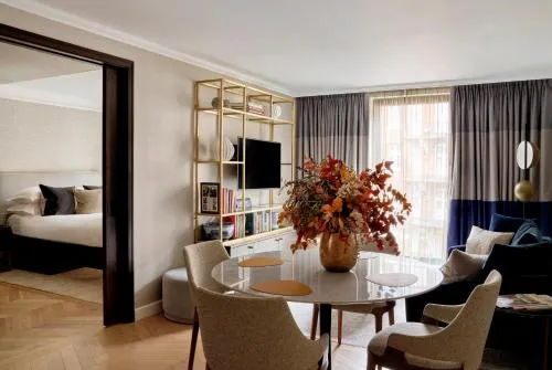 The Guardsman Hotel photo 16