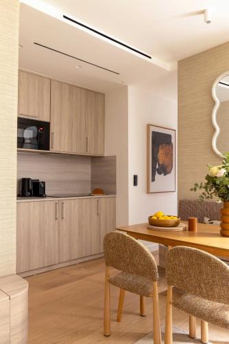 Refined Apartment a c 1CH 4P - Champs de Mars