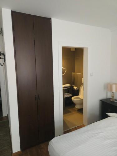 Regal Residence MK