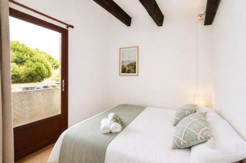 Toison d Or 2 - 5 min walk to beach, terrace and AC