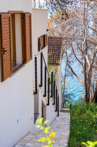 Villa Bonaca - Entire Private Beachfront Villa