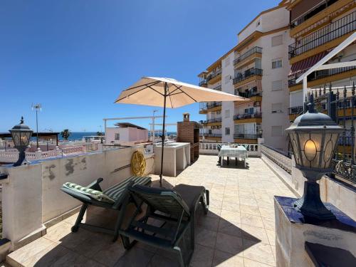 CASA TORRECILLA LINDA Adosado 2 Dormitorios a 50 metros de la Playa Torrecilla Nerja