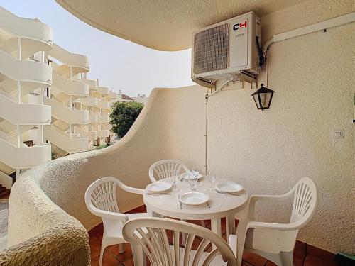 Apartamento urb La Felicidad, 200 m de la playa